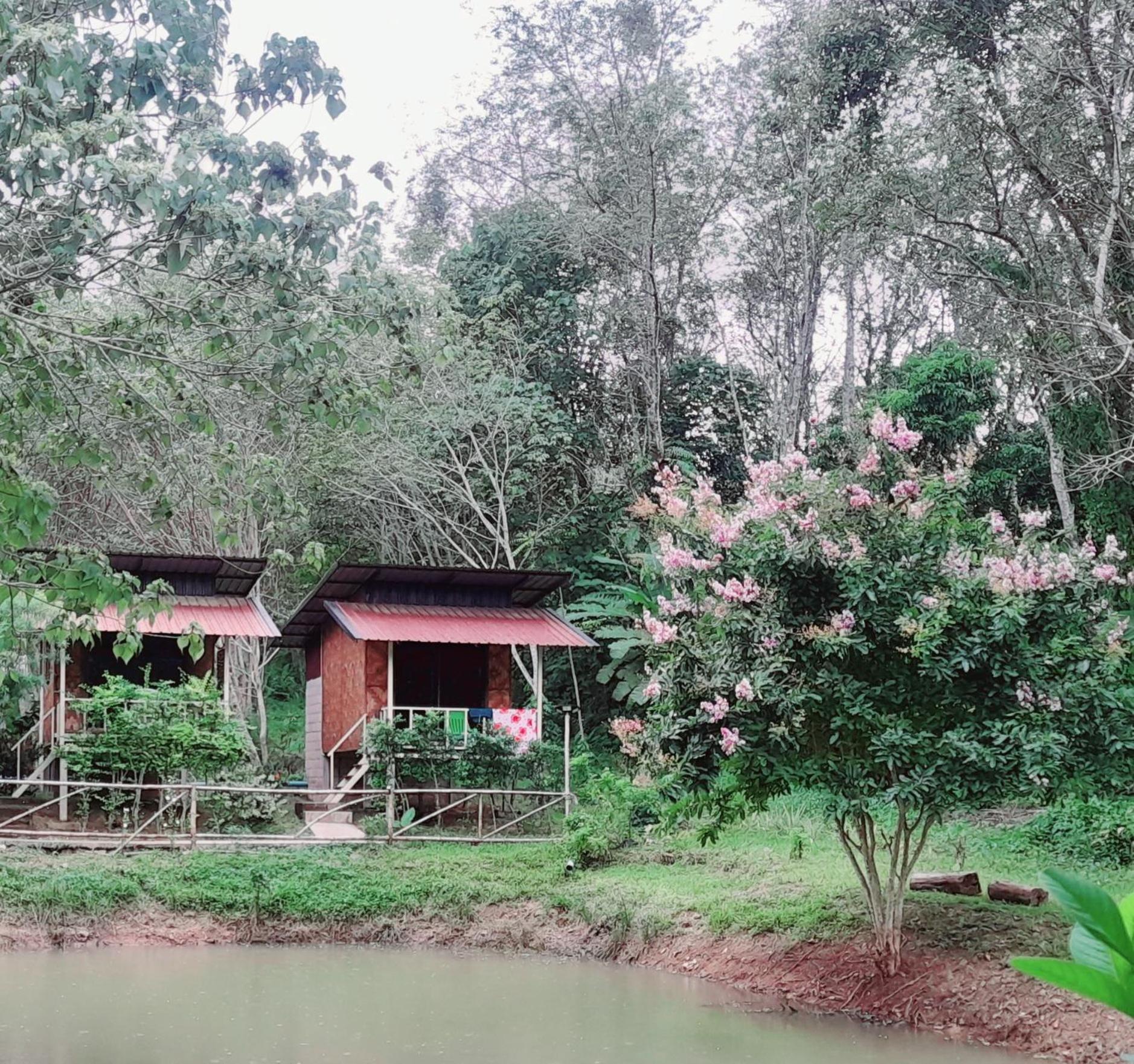 Koh Mook Bamboo Bungalows Exterior foto